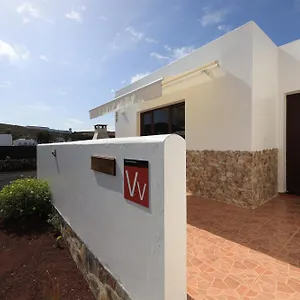 casa-carla-el-cuchillo.in-canary-islands.com/